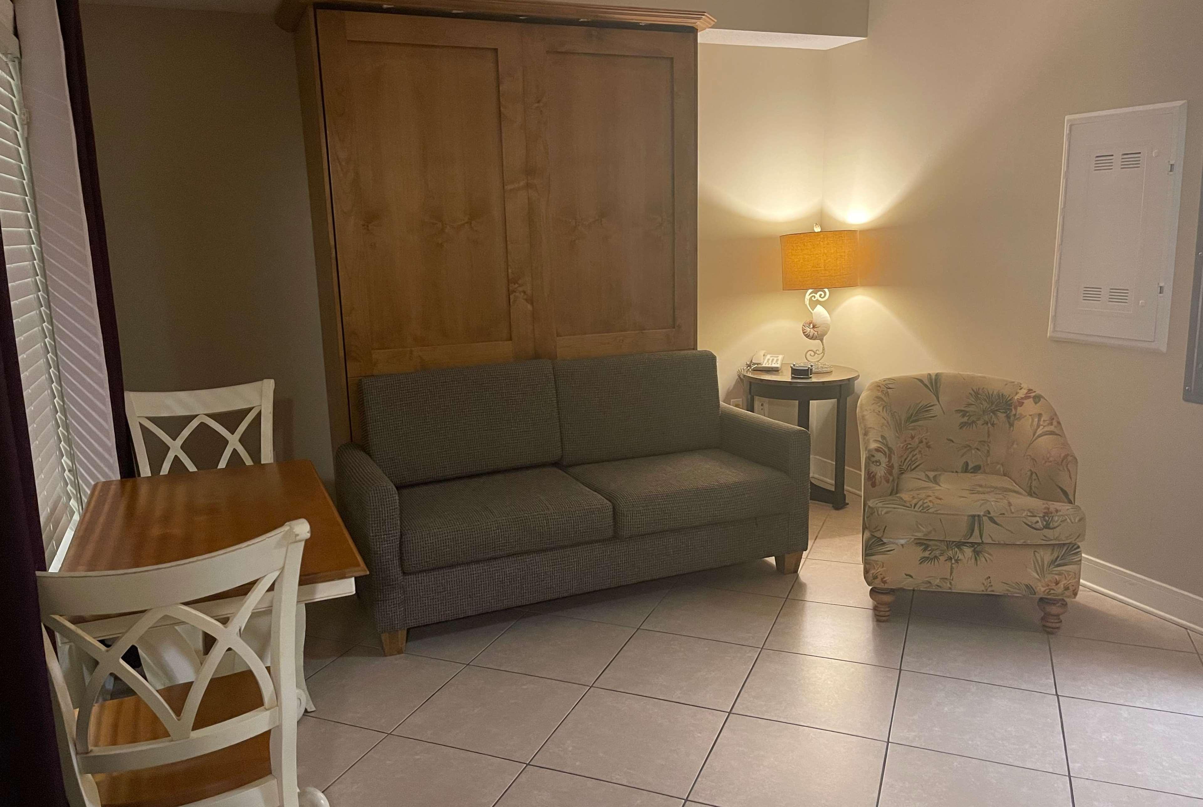 Escapes! To The Shores Orange Beach, A Ramada By Wyndham Exterior photo