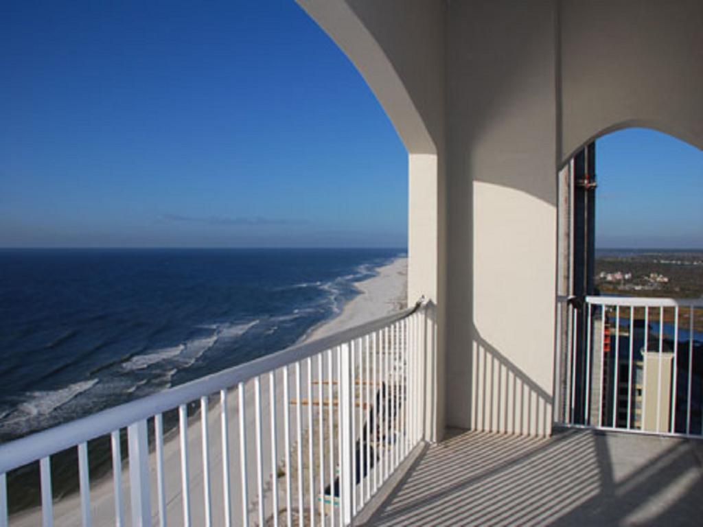 Escapes! To The Shores Orange Beach, A Ramada By Wyndham Hotel Exterior photo